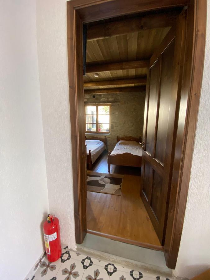 Villa Shuaipaj Gjirokastër المظهر الخارجي الصورة