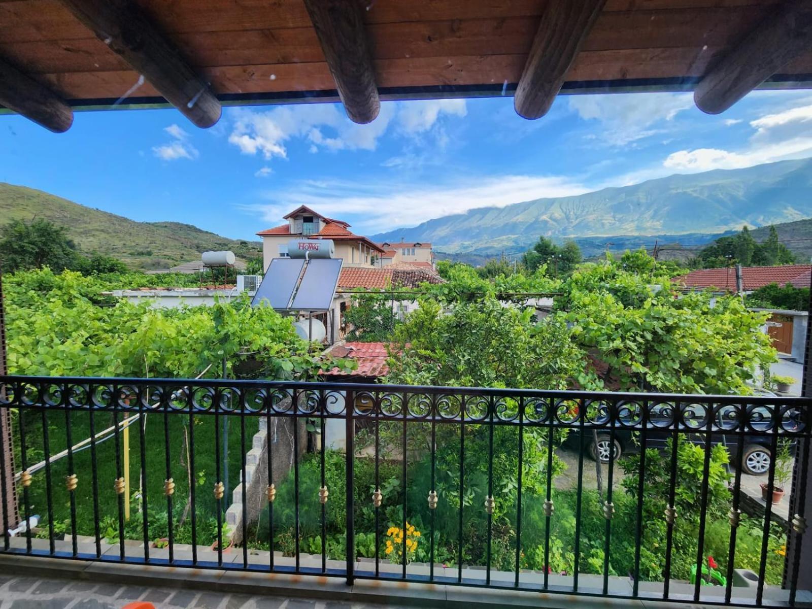 Villa Shuaipaj Gjirokastër المظهر الخارجي الصورة